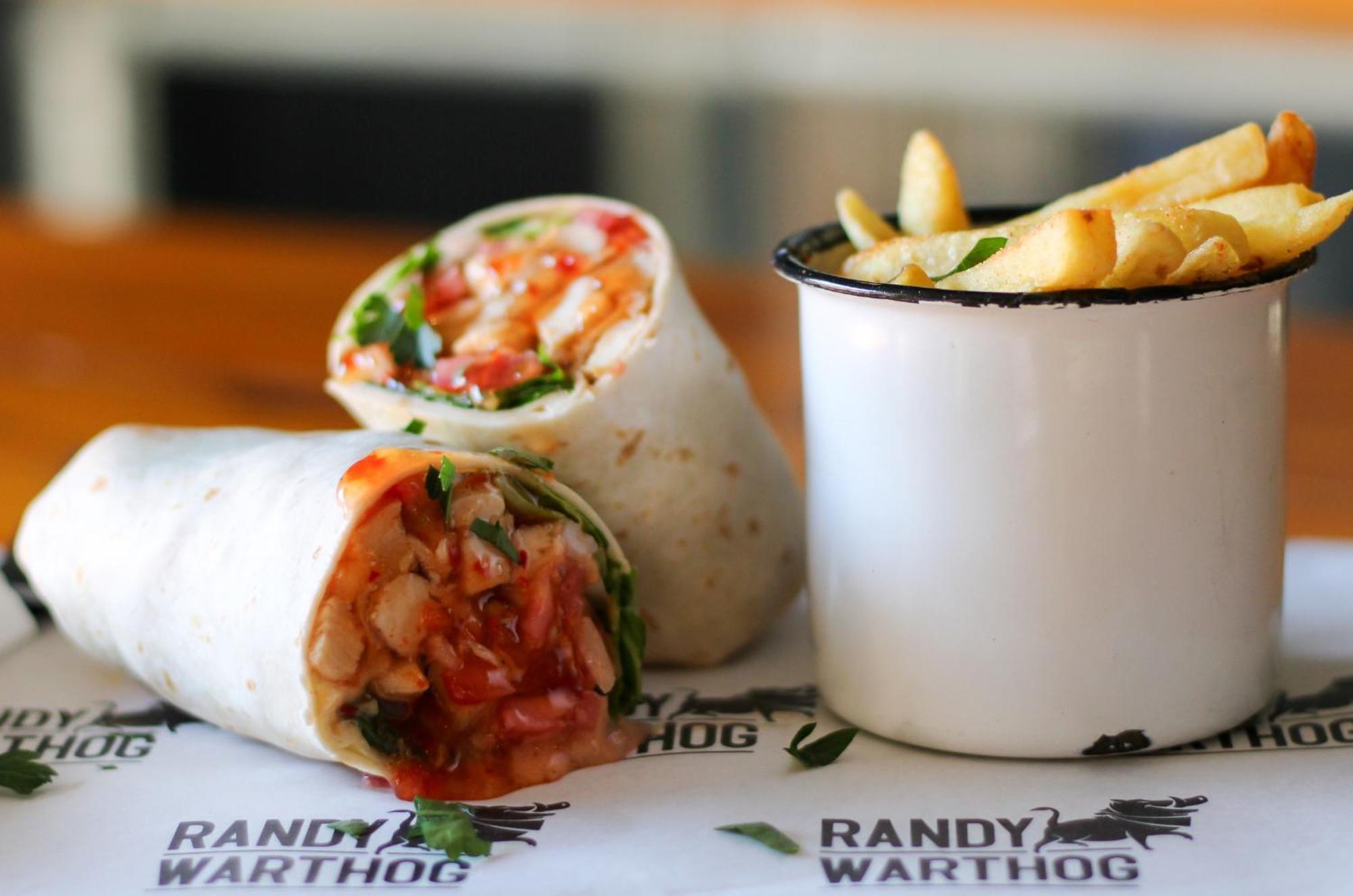 เนฟเวอร์แอทโฮม เคปทาวน์ Hostel ภายนอก รูปภาพ A wrap and chips
